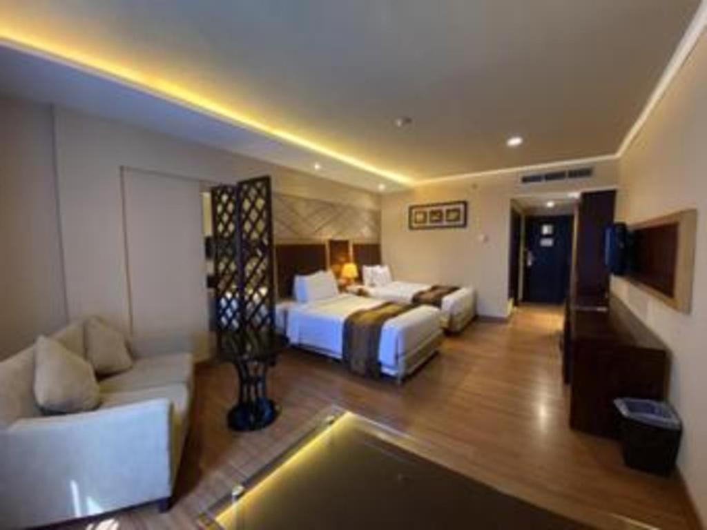 Regent'S Park Hotel Маланг Экстерьер фото